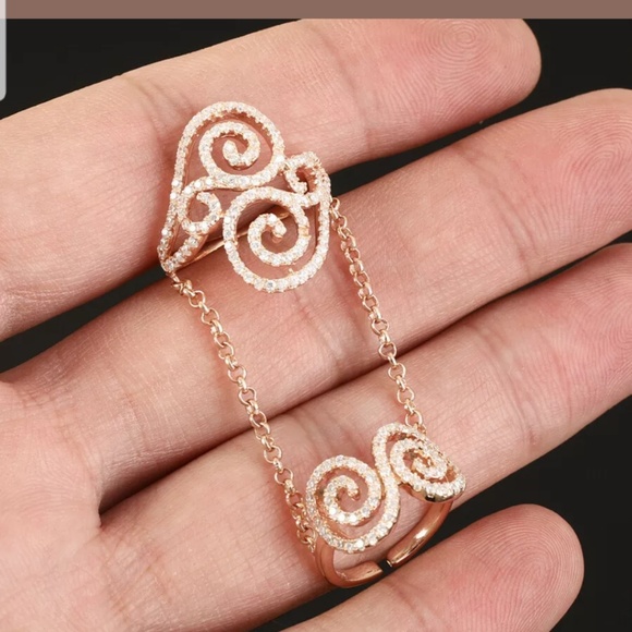 White swirl double ring gold